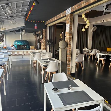 Lotus Art Guesthouse Pattaya Exterior photo