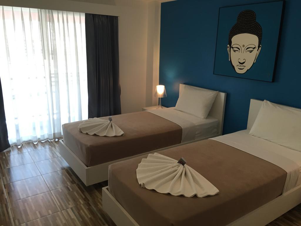 Lotus Art Guesthouse Pattaya Exterior photo